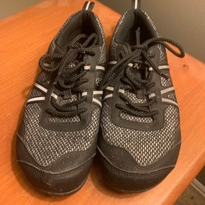Xero Shoes - Mens Terra Flex (size 9)